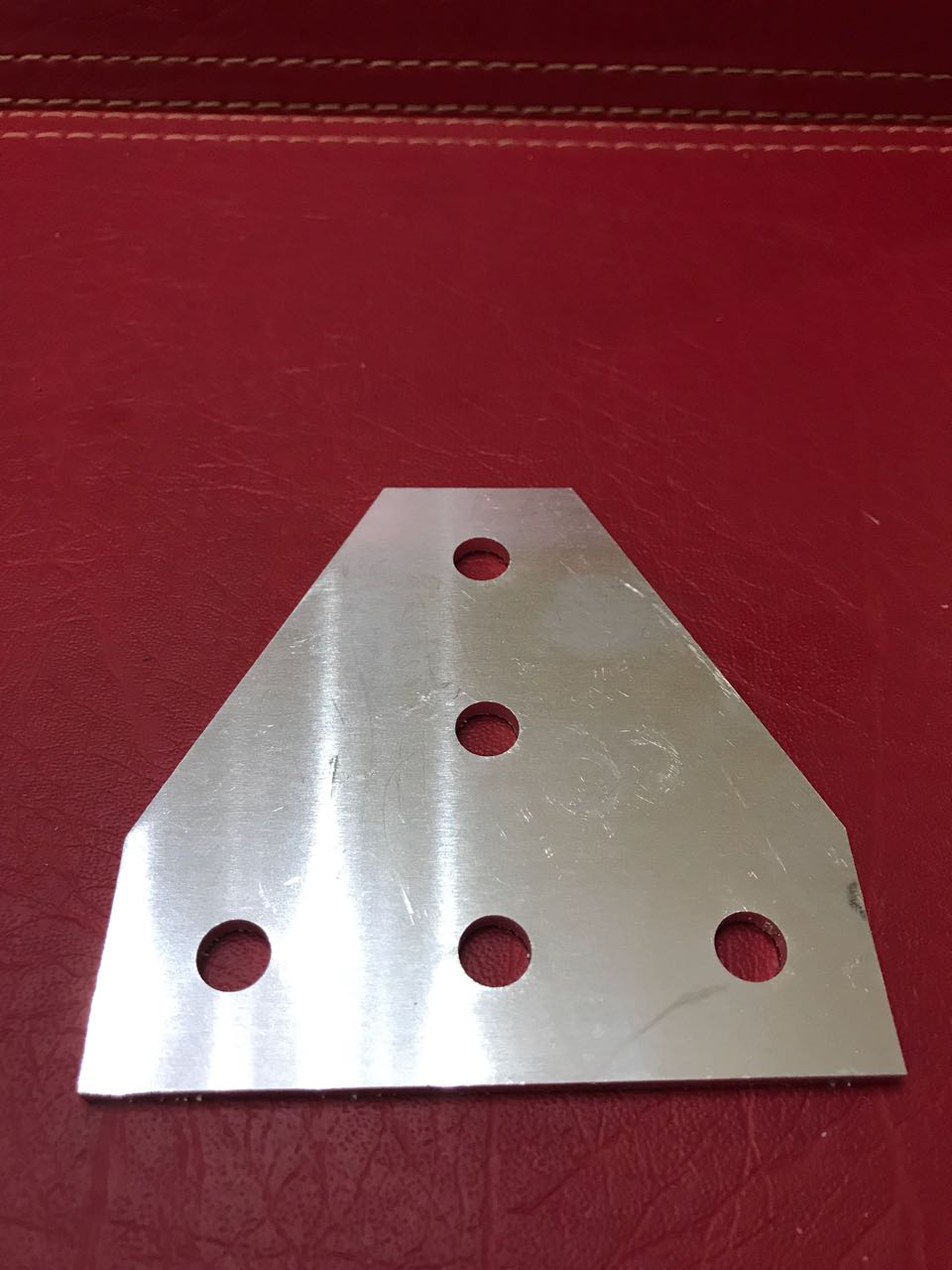 TEE de aluminio 3 mm espesor CNC